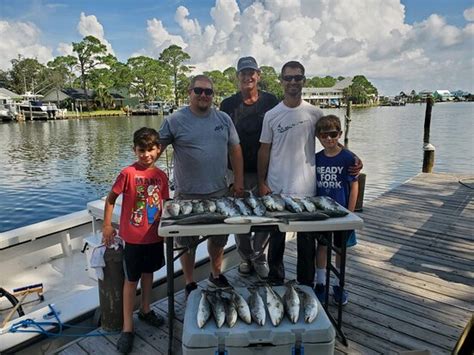 FINATICS FISHING CHARTERS (Dauphin Island) .